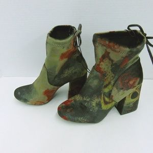 A New Day Floral Boots Booties Block Heel Sz 6